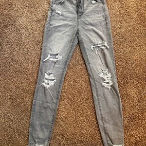 American Eagle Outfitters Gray Distressed Skinny Jeans